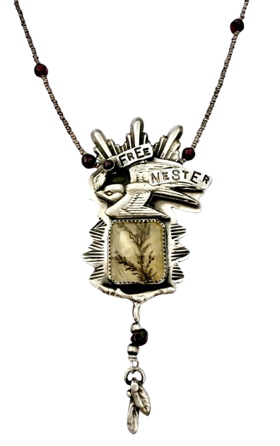 Free Nester Necklace